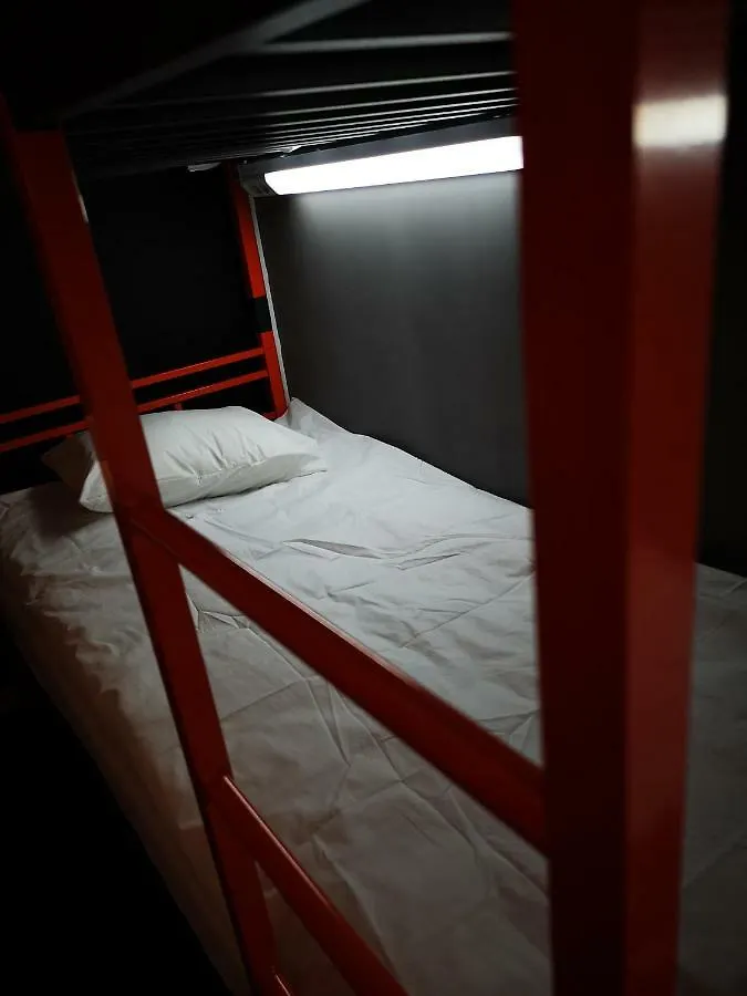 Danhostel Varsovia 0*,  Polonia